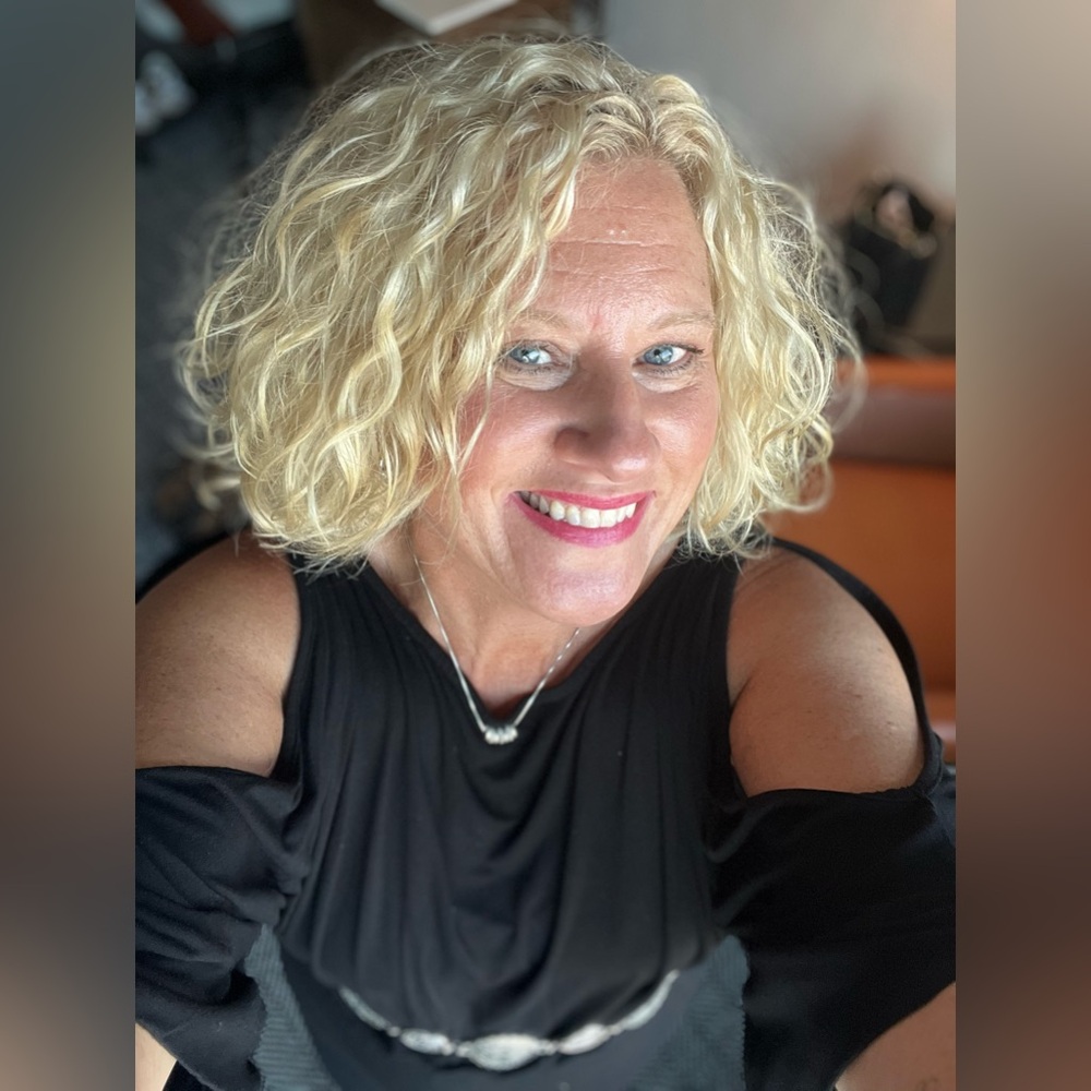 Meet your Posher, Tanya